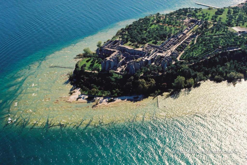 Arcave Luxury Apartment Sirmione Exterior foto