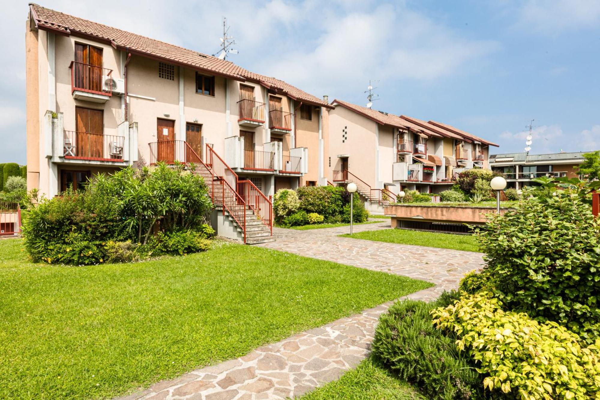 Arcave Luxury Apartment Sirmione Exterior foto